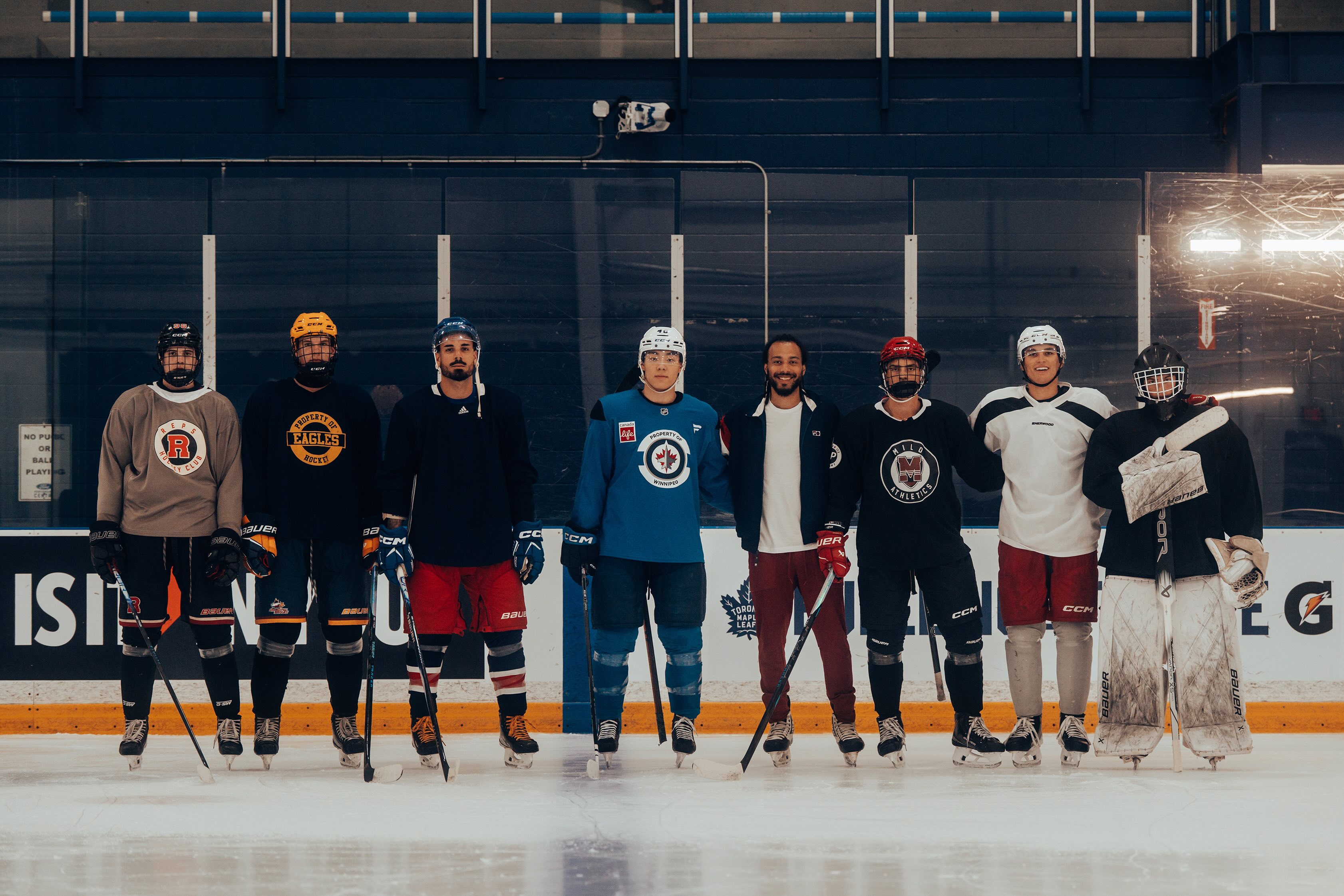 Josh Ho-Sang lined up with eight players across the ice
